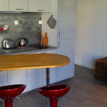 Lille-republique Apartment *